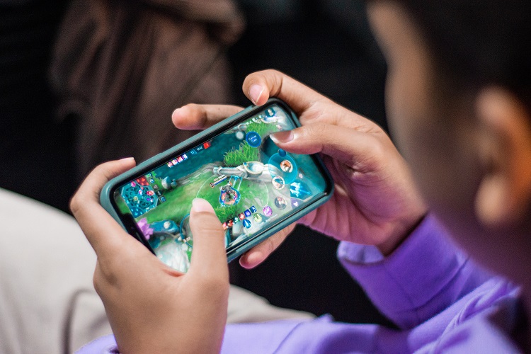 Gamen op telefoon