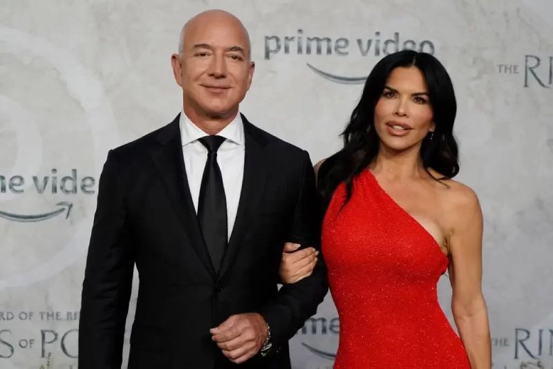 Jeff Bezos 